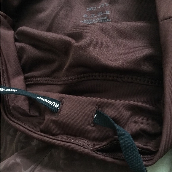 Nike running shorts NWT MSRP $55 - Picture 5 of 7